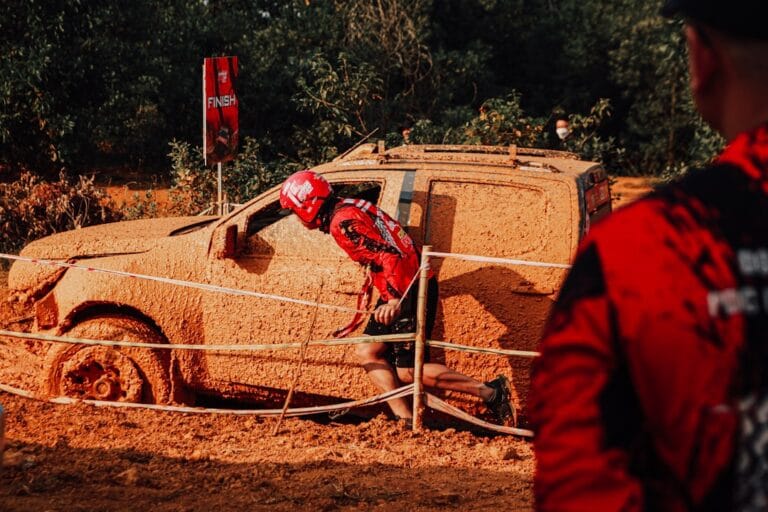 Steg Racing 5 steg för att göra din bil redo för offroad-racing - Mobacken racing